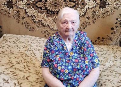 Жительницу Смоленска поздравили со 100-летием