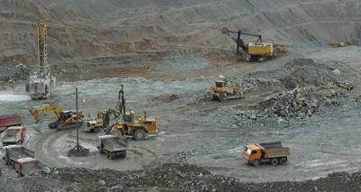 На территории Сотского рудника слышны выстрелы – сотрудников эвакуируют