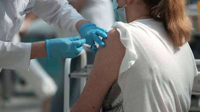 Попова анонсировала появление пятой российской вакцины от COVID-19