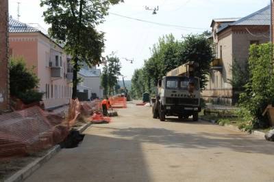 Ремонт теплотрассы на улице Татарской в Рязани затянулся из-за отсутствия песка