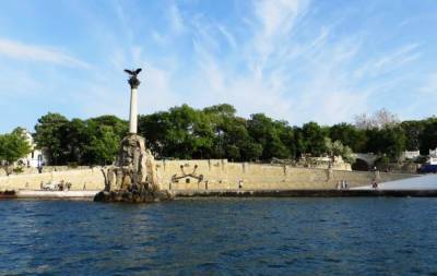 У берегов Севастополя начались раскопки древней башни IX-X века