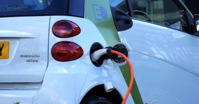 4500 евро за электромобиль: в Латвии могут появиться гранды на покупку электрических и гибридных машин
