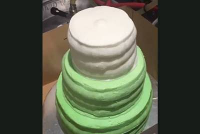 Невеста заказала «торт мечты» и бросилась за новым в день свадьбы
