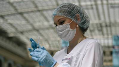«На подходе»: Попова анонсировала появление в России пятой вакцины от COVID-19