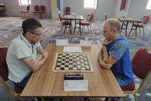 Украинец выиграл чемпионат Европы по шашкам