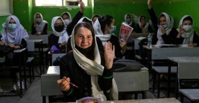 Талибы решили ввести в школах Афганистана раздельное обучение
