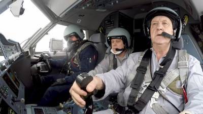 Новости на "России 24". Летчики с Богом не спорят: кем были пилоты упавшего Ил-112В