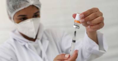 Учёные предупредили о риске лицевого паралича после прививки вакциной Sinovac