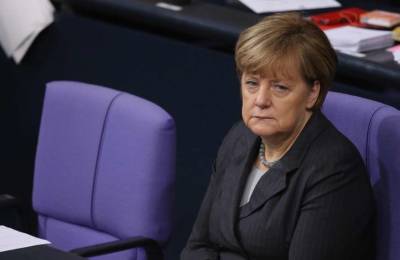 Меркель не захотела ответить на вопрос о переговорах с Путиным