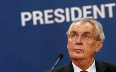 Президент Чехии: США утратили престиж мирового лидера