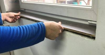 Не выбрасывайте остатки ламината после ремонта: практичная идея для оформления откосов окна и двери