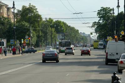 В выходные автомобилисты не смогут проехать через центр Петербурга из-за съемок индийского боевика