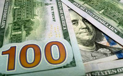 Почему растет курс доллара: эксперт назвал причины