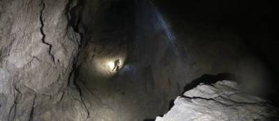 Из пещеры Веревкина в Абхазии достали тело погибшего год назад российского туриста