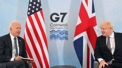 Байден и Джонсон договорились об онлайн-встрече G7 по Афганистану