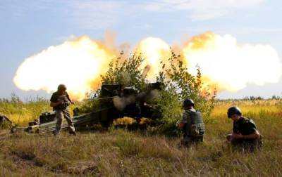 Сутки на Донбассе: боевики открывали огонь 11 раз, ранен украинский военный