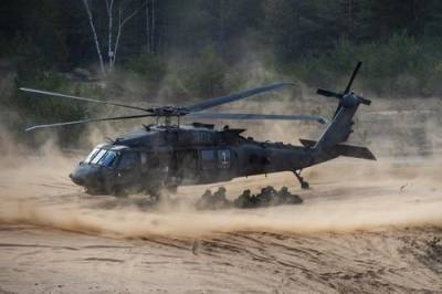 Трамп обеспокоен, что Россия и КНР получат доступ к оставленным в Афганистане американским вертолетам Black Hawk