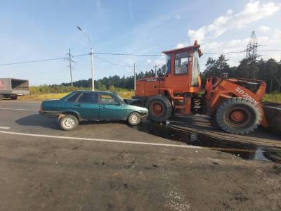 Пьяный водитель протаранил трактор в Милославском районе
