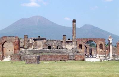 В Археологическом парке Помпеи показали фаст-фуд времён гибели города