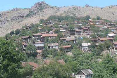В Минобороны Азербайджана заявили о новых обстрелах на границе с Арменией