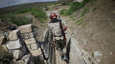 Армения сообщила о новых столкновениях на границе с Азербайджаном