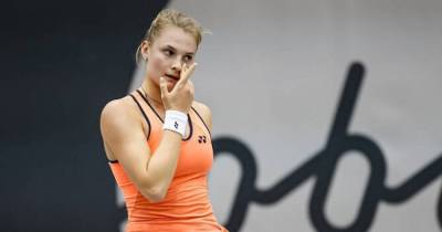 "Чертова сука": украинскую теннисистку обозвали после матча за провокации трибун (видео)