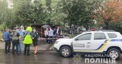 В Киеве выстрелом в голову убили мужчину посреди улицы (ФОТО)
