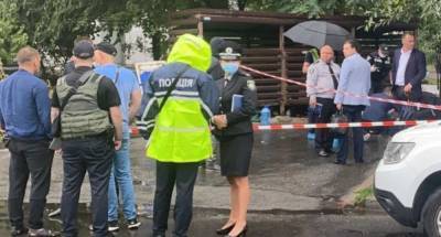 Стрельбу открыли в Киеве, пуля попала человеку в голову: первые кадры и подробности