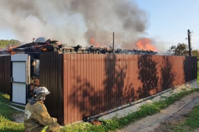 94-летний мужчина на пожаре в Ясногорске получил ожоги рук