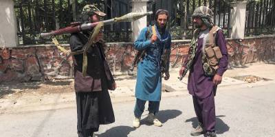 Талибы позвали на встречу членов бежавшего правительства