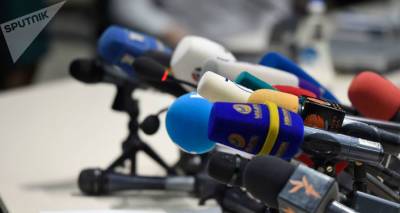 Совет парламента одобрил проект, ограничивающий передвижение журналистов в НС