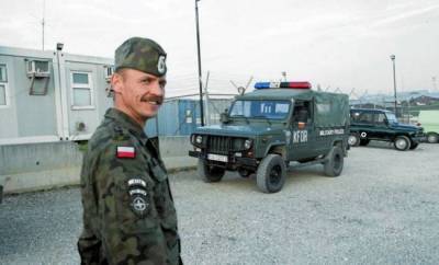 В Польше задержано 8 солдат за дачу взяток за отправку с зарубежной миссией в Косово