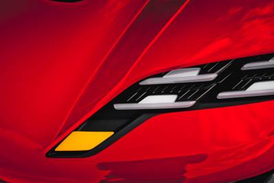 Porsche представит концепт электромобиля будущего 6 сентября на выставке IAA 2021 [тизер]