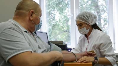 В России проведут лотерею для вакцинированных с призами по 100 тыс. рублей