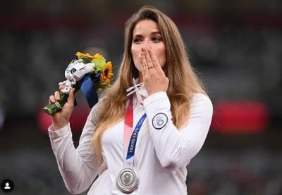 Олимпийская призерка продала медаль за 3 миллиона грн ради спасения ребенка: сама победила рак
