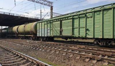 "Укрзализныця" в срочном порядке повысила тарифы на грузовые перевозки