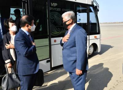 Председатель Национального собрания Кореи прибыл в Азербайджан (ФОТО)