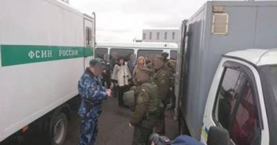 Россия незаконно вывезла из Крыма 275 заключенных: Украина пожаловалась в Гаагу