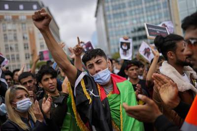 Сотни афганцев вышли на протесты у здания Еврокомиссии в Брюсселе
