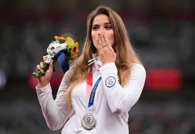Победительница Олимпиады-2020 продала награду ради операции ребенку – Учительская газета
