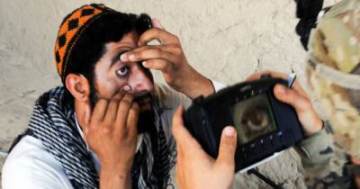 Для поиска военных: Талибы захватили американские биосканеры идентификации (фото)