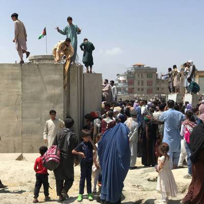 Военные США за последние сутки эвакуировали около 2.000 человек из Кабула