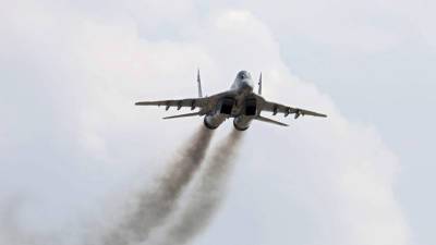 Самолёт МиГ-29 потерпел крушение в Астраханской области