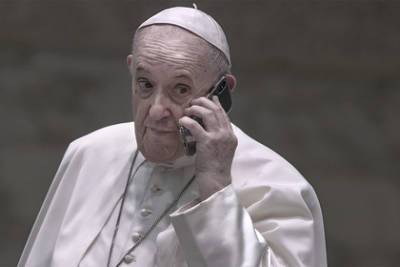 Папа Римский сместил бразильского епископа из-за интимного видео