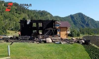 Директор турбазы на Алтае, где произошел страшный пожар, признал свою вину