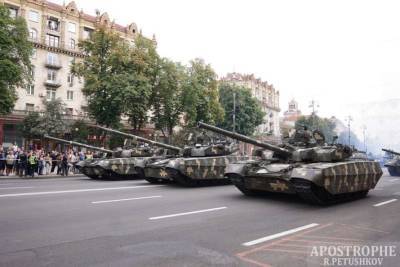 Первая репетиция парада в Киеве продемонстрировала всю мощь украинской военной техники (ФОТО)
