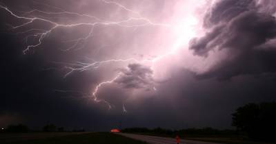 ГСЧС объявила штормовое предупреждение: какие регионы накроет непогода