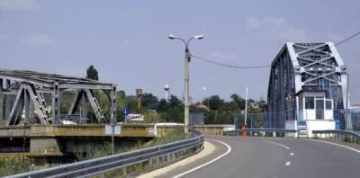 Молдавия наводит мосты с Украиной и Румынией за их счет