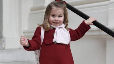 принц Уильям - Кейт Миддлтон - принц Джордж - Загляните в семейный фотоальбом Кейт Миддлтон - skuke.net - Новости