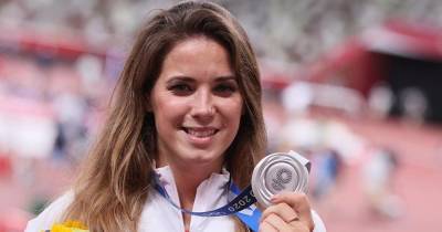 Олимпийская призерка продала свою медаль за крупную сумму денег